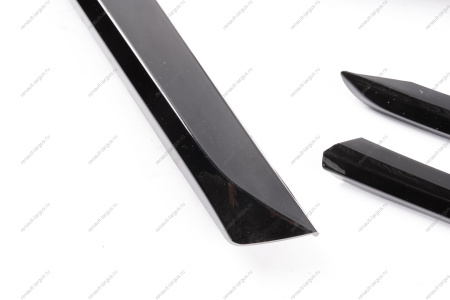 Молдинг переднего бампера к-т 4шт (черный глянец) LADA Vesta FL Россия