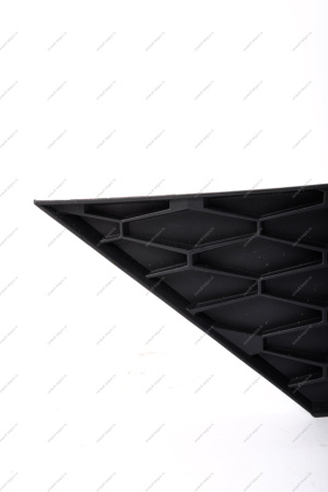 Заглушка передней противотуманной фары левая LADA Xray Cross Lada