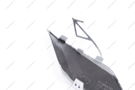 Крышка окна под переднюю буксирную проушину в цвет 221 Ледниковый (белый LADA Vesta FL Lada