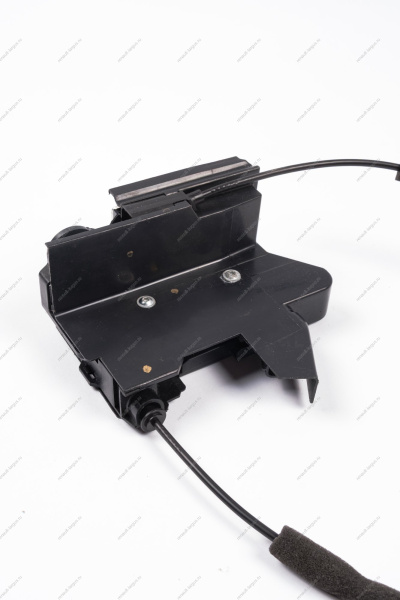 Замок LADA Vesta передней двери правый (электропривод) Lada