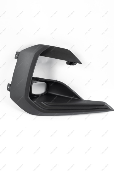 Облицовка ПТФ левая ( без отв под парктроник) LADA Vesta SW Cross FL Lada