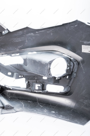 Бампер передний без отверстий под датчики системы парковки в цвет 221 Ледниковый (белый) LADA Vesta FL Lada