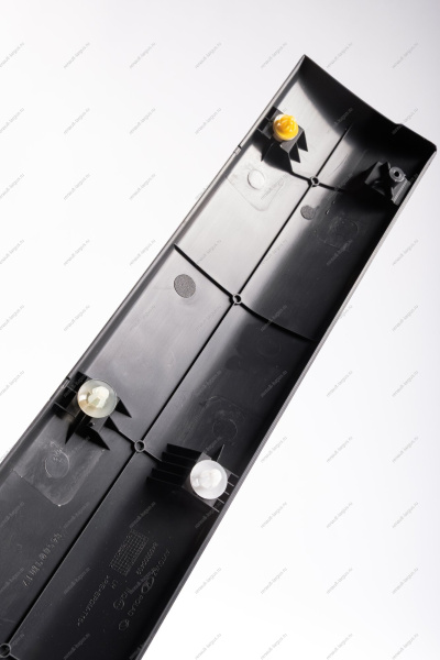 Молдинг LADA Largus (FL) NEW двери передней левой Lada