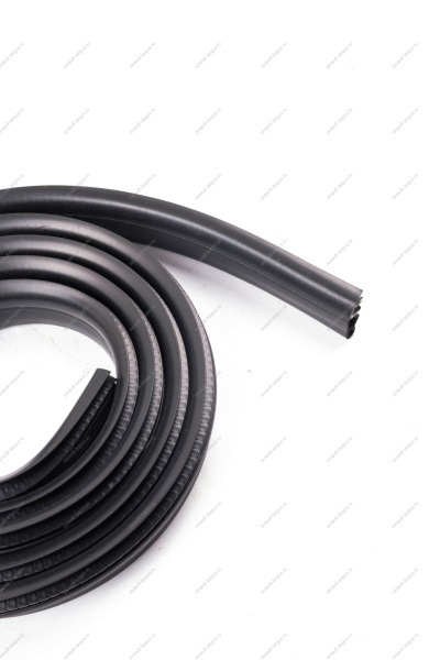 Уплотнитель проема передней правой/левой двери LADA Largus (БРТ) Lada