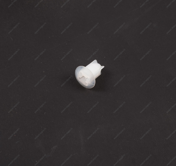 Клипса RENAULT Sandero Stepway/Vesta порога/молдинга Renault