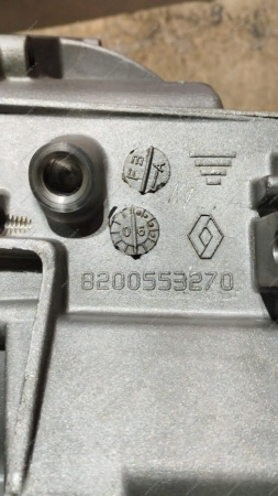 Картер сцепления КПП Lada Largus КПП-JR5 551 (BVM5-JR5/K4M,K7M) в сборе ORIGINAL) Renault