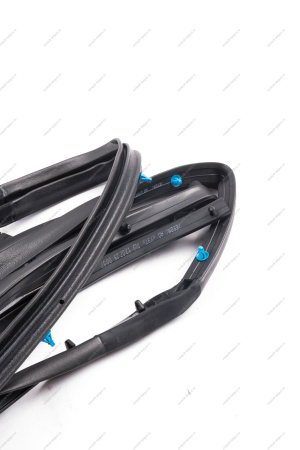 Уплотнитель проема задней правой двери верхний Lada Vesta SW/ SW Cross Lada