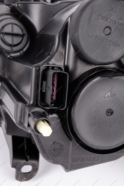 Фара правая (лампа H7) LADA Largus (FL) NEW ORIGINAL Lada