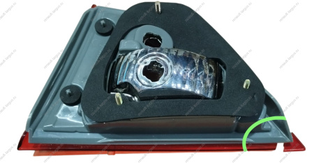 УЦЕНКА Фонарь новый LADA Vesta/SW/ SW Cross задний внутренний правый (качество оригинала) ( отколся уголок ) DIFORZA