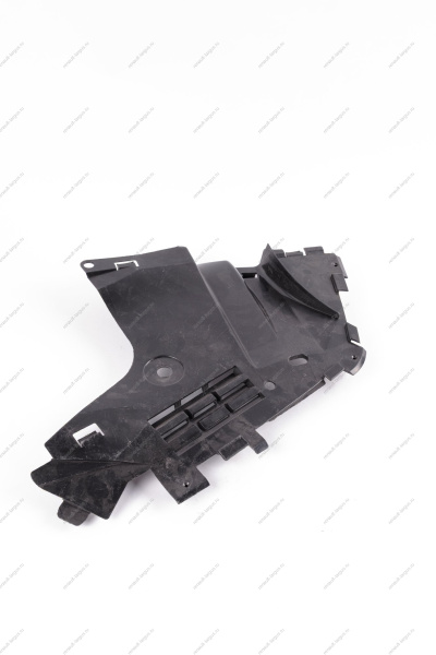 Защита переднего бампера LADA Largus/Лада Ларгус правая Рысь