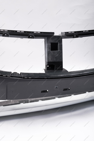 Бампер передний LADA XRAY крашеный(без заглуш под букс крюк) 221 Ледниковый (белый) АвтоВАЗ