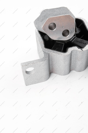 Опора правая подвески двигателя с кронштейном в сборе LADA XRAY LADA