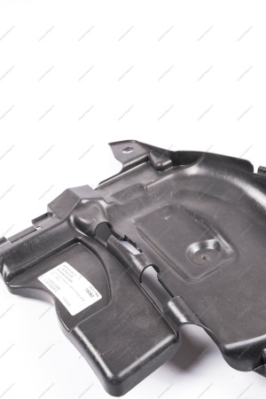 Щиток боковой переднего правого колеса LADA XRAY Renault