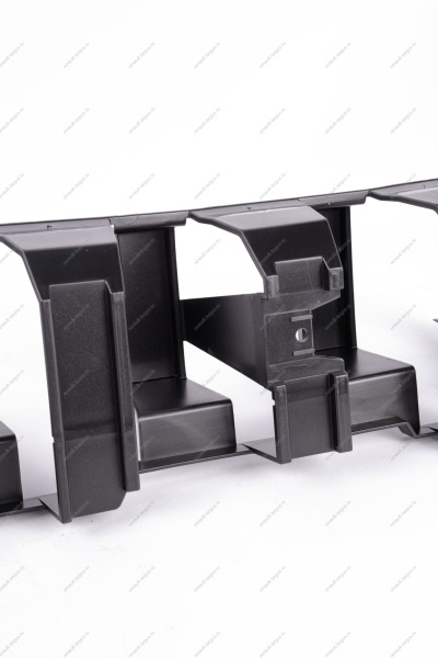 Усилитель переднего бампера средний (пластик) LADA Vesta FL Lada