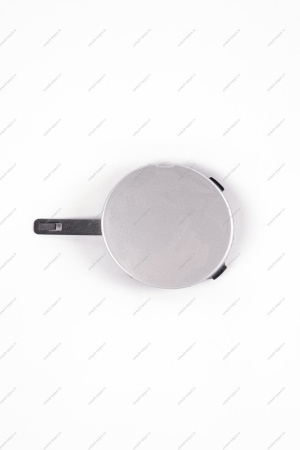 Заглушка окна переднего бампера LADA Largus/Лада Ларгус под буксир. крюк.691 крашеная Lada