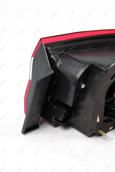 Фонарь задний наружный левый светодиодный LADA Vesta FL Россия