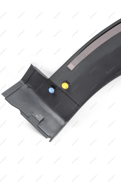 Облицовка переднего крыла левая ( с клипсами и клеющей лентой) Lada Largus Cross до 2021г Lada