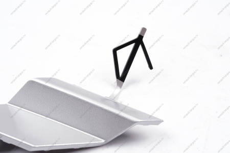 Крышка окна под переднюю буксирную проушину в цвет 691 Платина (Серебристый)LADA Vesta FL Lada