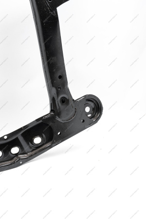 Подрамник LADA Largus двигателя K4M,K7M Lada