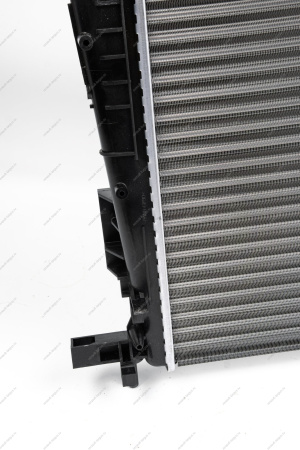 Радиатор охлаждения LADA Vesta Lada