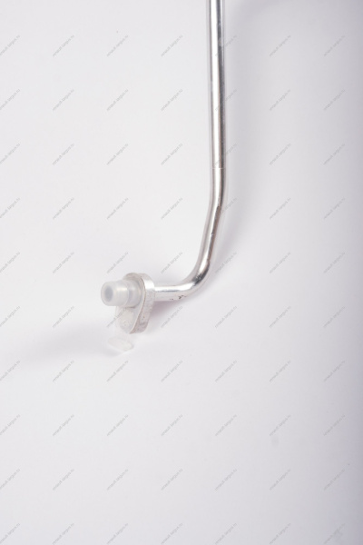 Трубопровод конденсатора (с датчиком 921366801R) (задний) LADA XRAY/Largus FL Lada