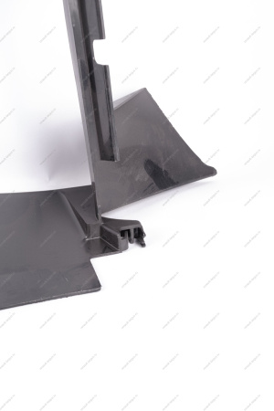 Щиток радиатора (дефлектор) на авто без кондиц. LADA Vesta Lada