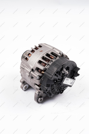 Генератор 150А RENAULT Duster 1 5 dci 4x4 Renault