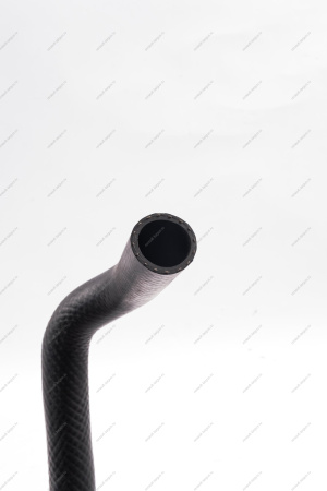 Шланг LADA Largus подводящий радиатора 8 кл.(от радиатора к термостату)(верхний) двигат 11189 (L=918/тФвн31,3) (БРТ) Lada