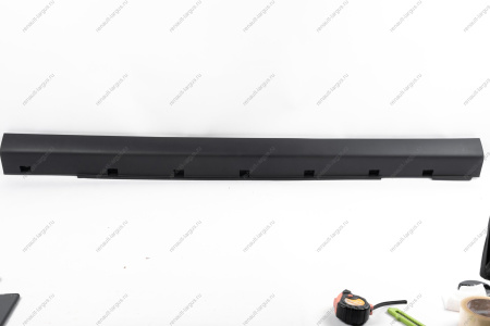 Облицовка LADA Largus Cross (FL) NEW порога правая с лентой Lada