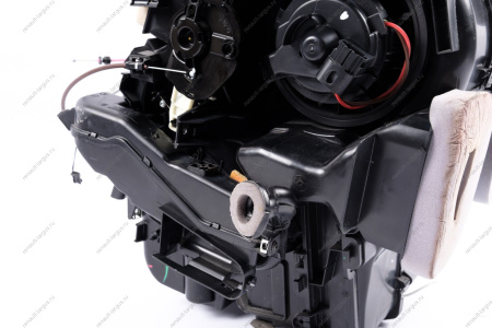 Отопитель с кондиционером в сборе (с механическим радиатором) LADA Vesta Lada