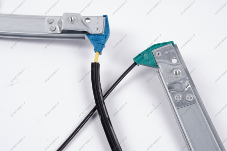 Электростеклоподъемник передней двери правый LADA Vesta 2 контакта Lada