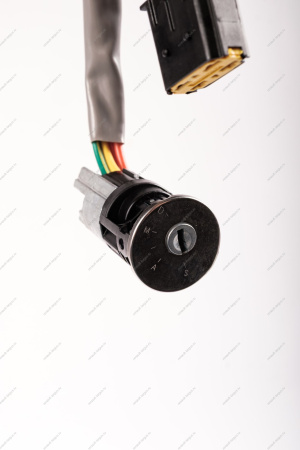 Замок LADA Largus зажигания с 5-ю личинками (фургон)(норма, стандарт) LD