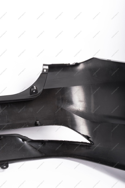 Бампер задний неокрашенный без отверстий под датчики системы парковки LADA Vesta FL Lada