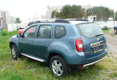 Крыло переднее левое RENAULT Duster крашеное Cиний минерал RNF API