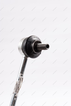 Стойка переднего стабилизатора поперечной устойчивости с шарниром в сборе LADA Vesta/Веста Lada