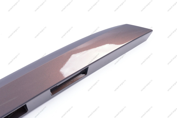 Накладка крышки багажника крашеная 496 ФАНТОМ Lada Vesta/ SW/ SW Cross (без отв. под камеру) Lada