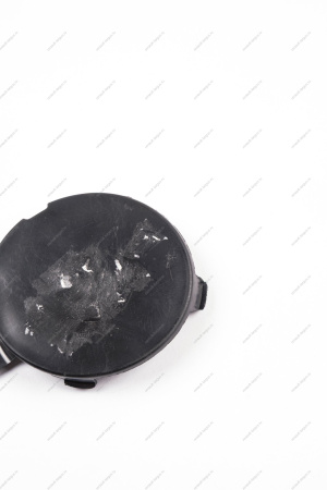 Заглушка окна переднего бампера LADA Largus/Лада Ларгус под буксир. крюк.191 крашеная Lada