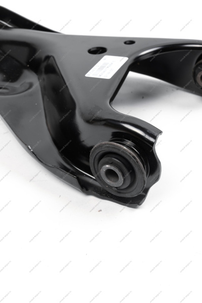 Рычаг передний правый LADA Largus/Logan 2014- (с боковой проточкой) Lada