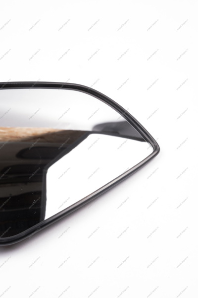 Зеркальный элемент Lada Largus FL с обогревом правый Lada