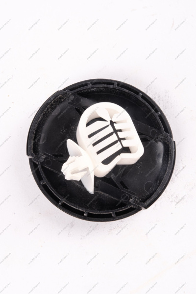 Клипса Lada Vesta крепления жгута проводов. трубки кондиц. Renault