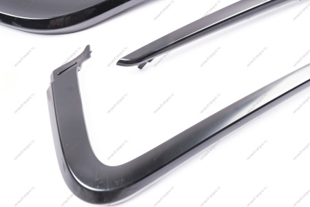 Молдинги LADA Vesta переднего бампера комплект 4 шт.к-т ЧЕРНЫЕ глянец Gamma