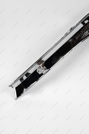 Молдинг переднего бампера нижний правый (хром) LADA Vesta FL Россия