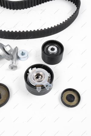 Ремень ГРМ + 2 ролика Lada Largus 16кл 105лс. (Gates K035671XS)