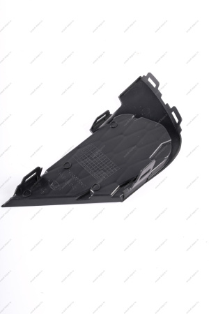 Заглушка передней противотуманной фары правая LADA Xray Cross Lada