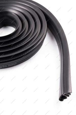 Уплотнитель проема передней правой/левой двери Lada Largus (БРТ) Lada