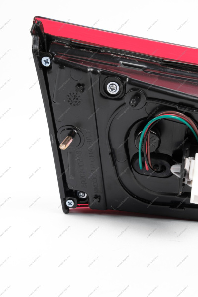 Фонарь задний внутренний правый светодиодный LADA Vesta FL Россия