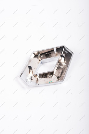 Эмблема ромб RENAULT Logan/Рено Логан перед. с 2010 г.8200667538/8200115114 ( ш-9см, в-11.5см) Renault