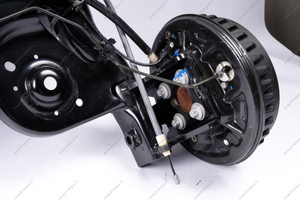 Балка заднего моста LADA Largus/Лада Ларгус с шарнирами (с сайленблоками) в сборе с тормозными барабанами ORIGINAL Lada