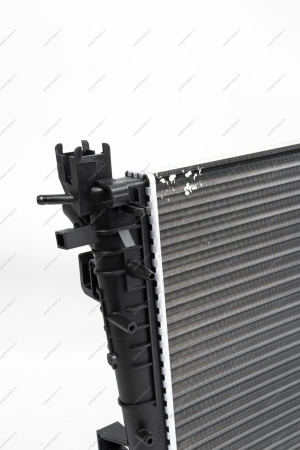 Радиатор охлаждения RENAULT Duster/Рено Дастер 2015- Renault