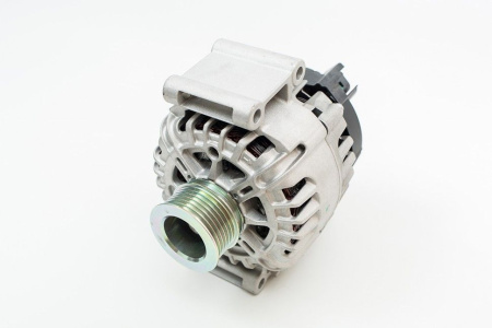 Генератор LADA Xray 120А (Valeo) Lada